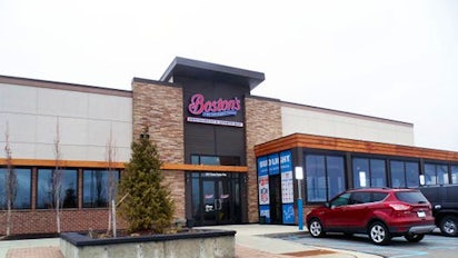 Boston’s Pizza Restaurant & Sports Bar